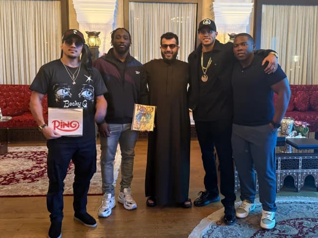 Teofimo Lopez and Terence 'Bud' Crawford Reconcile in Saudi Arabia Amidst Controversy